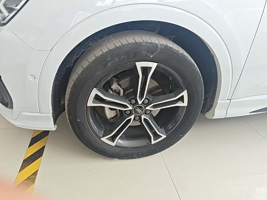Audi Q3, 2023 25