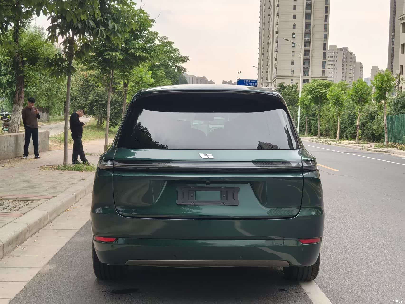 Li Auto L9, 2023 все фото