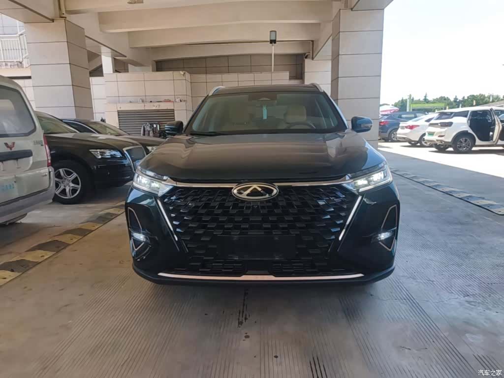 Chery Tiggo 8, 2024 3