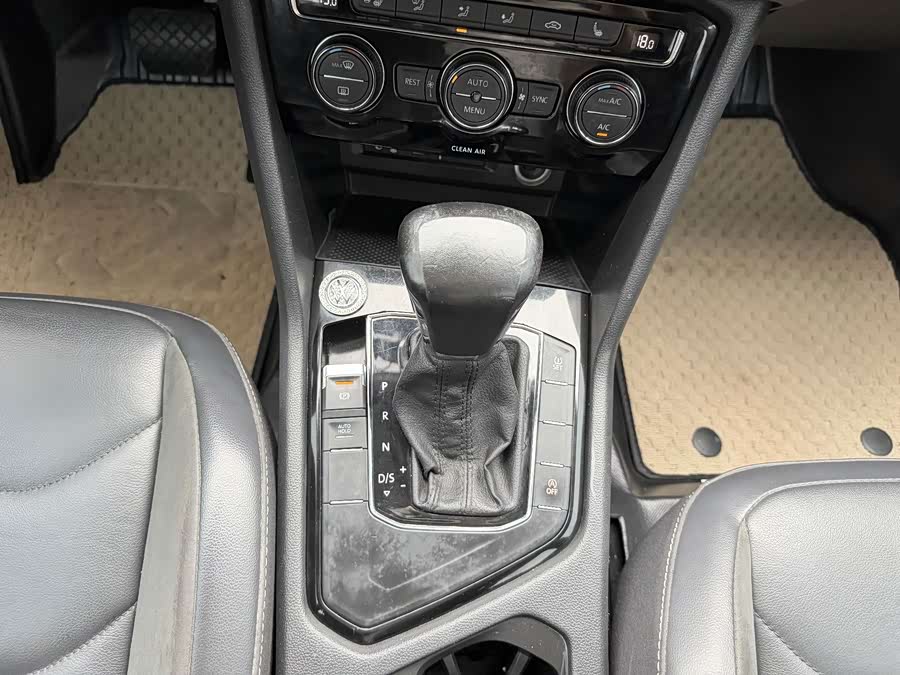 Volkswagen Tiguan L 2018, фото 12