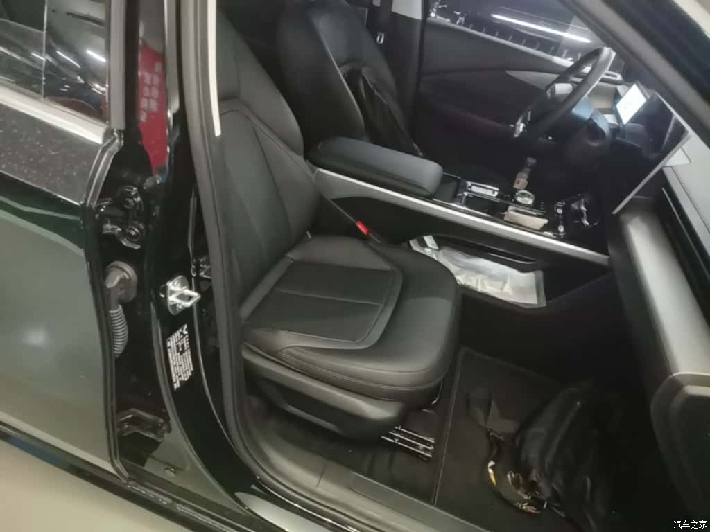 Wuling Starlight, 2024 25