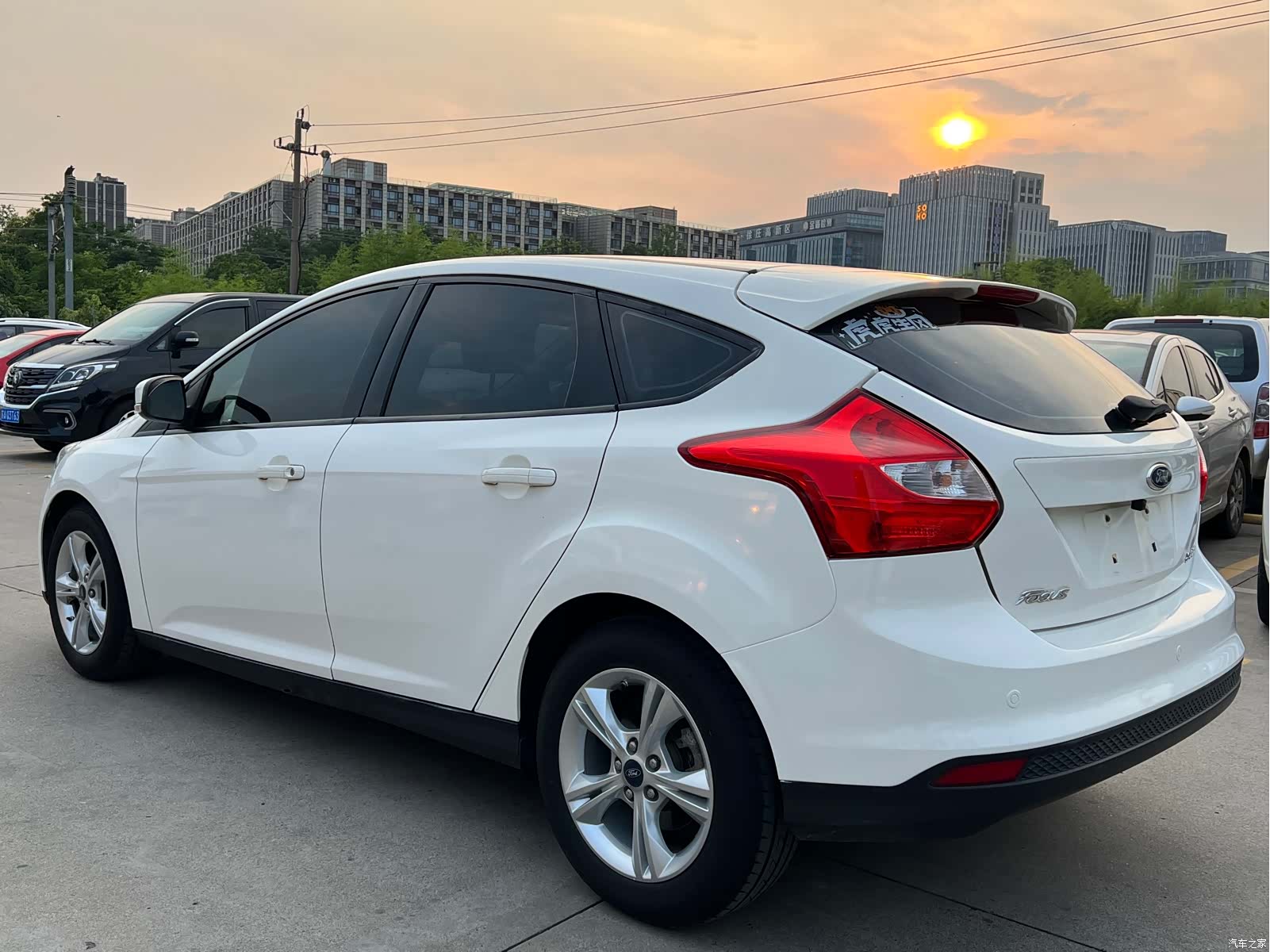 Ford Focus, 2014 12