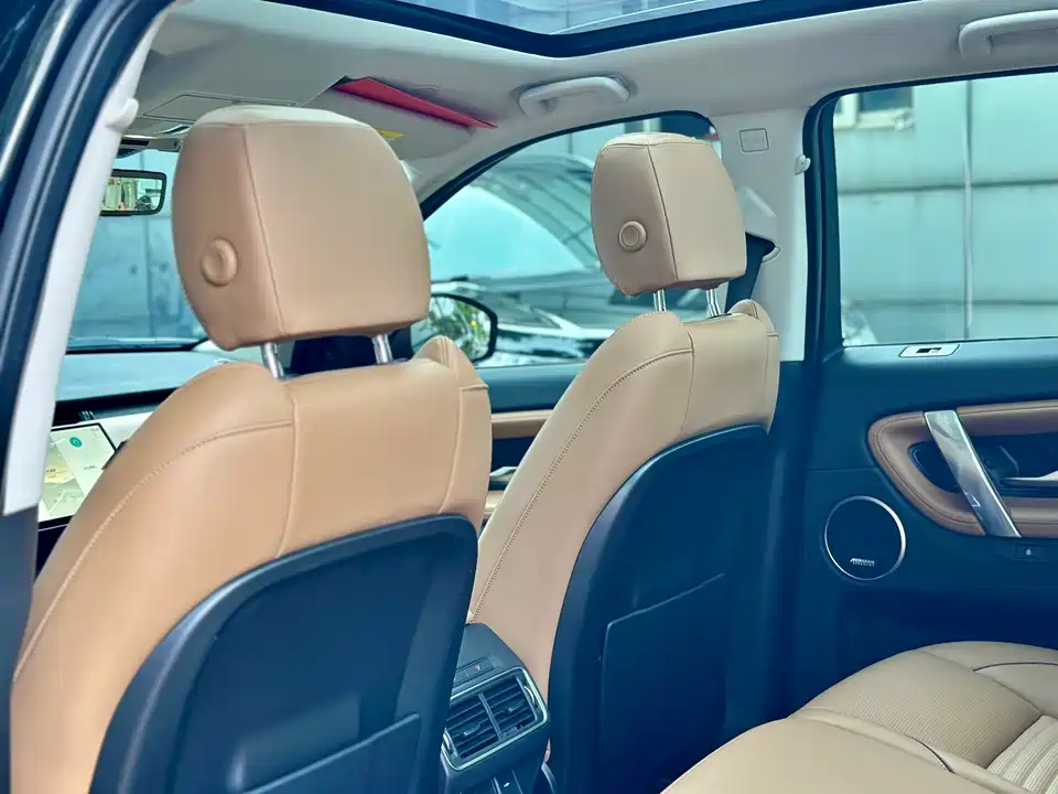 Land Rover Discover sports
