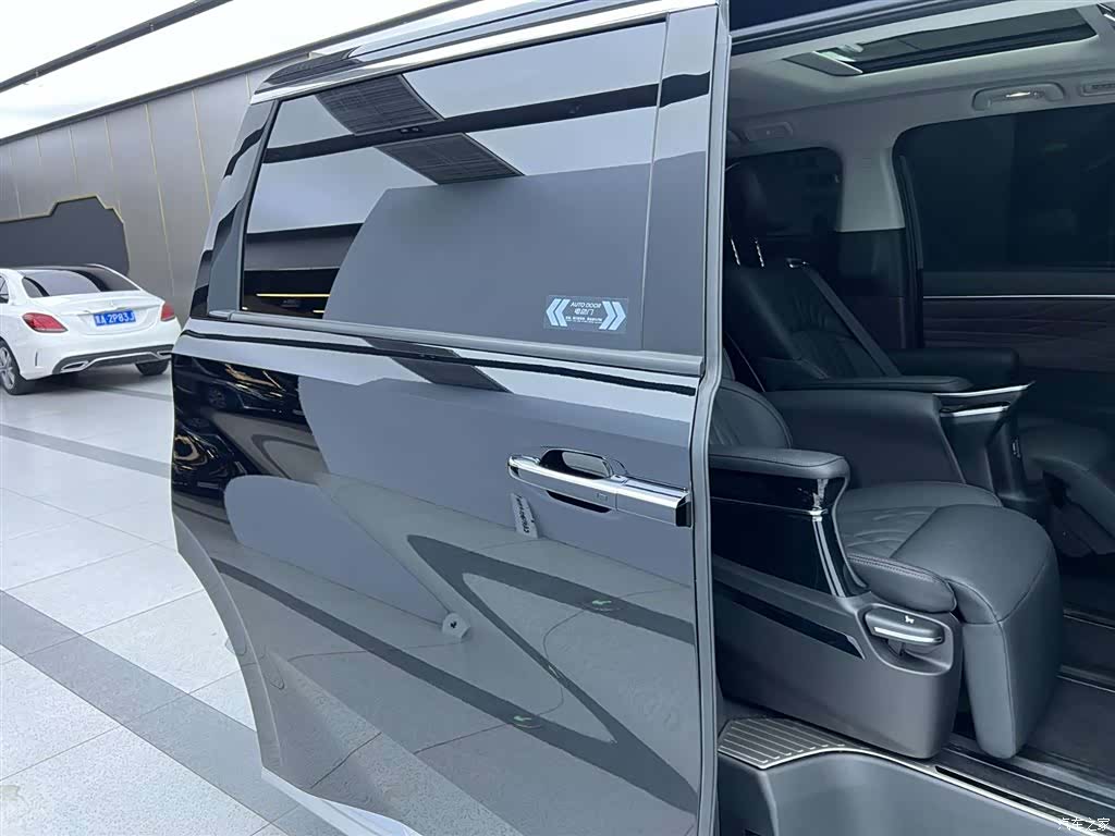 Trumpchi M8, 2025 21