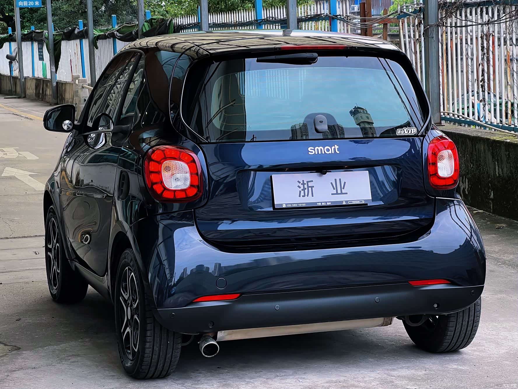 Smart Fortwo, 2017 15