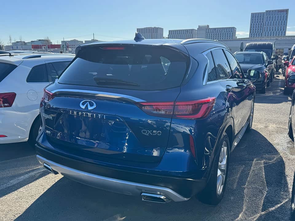 Infiniti QX50