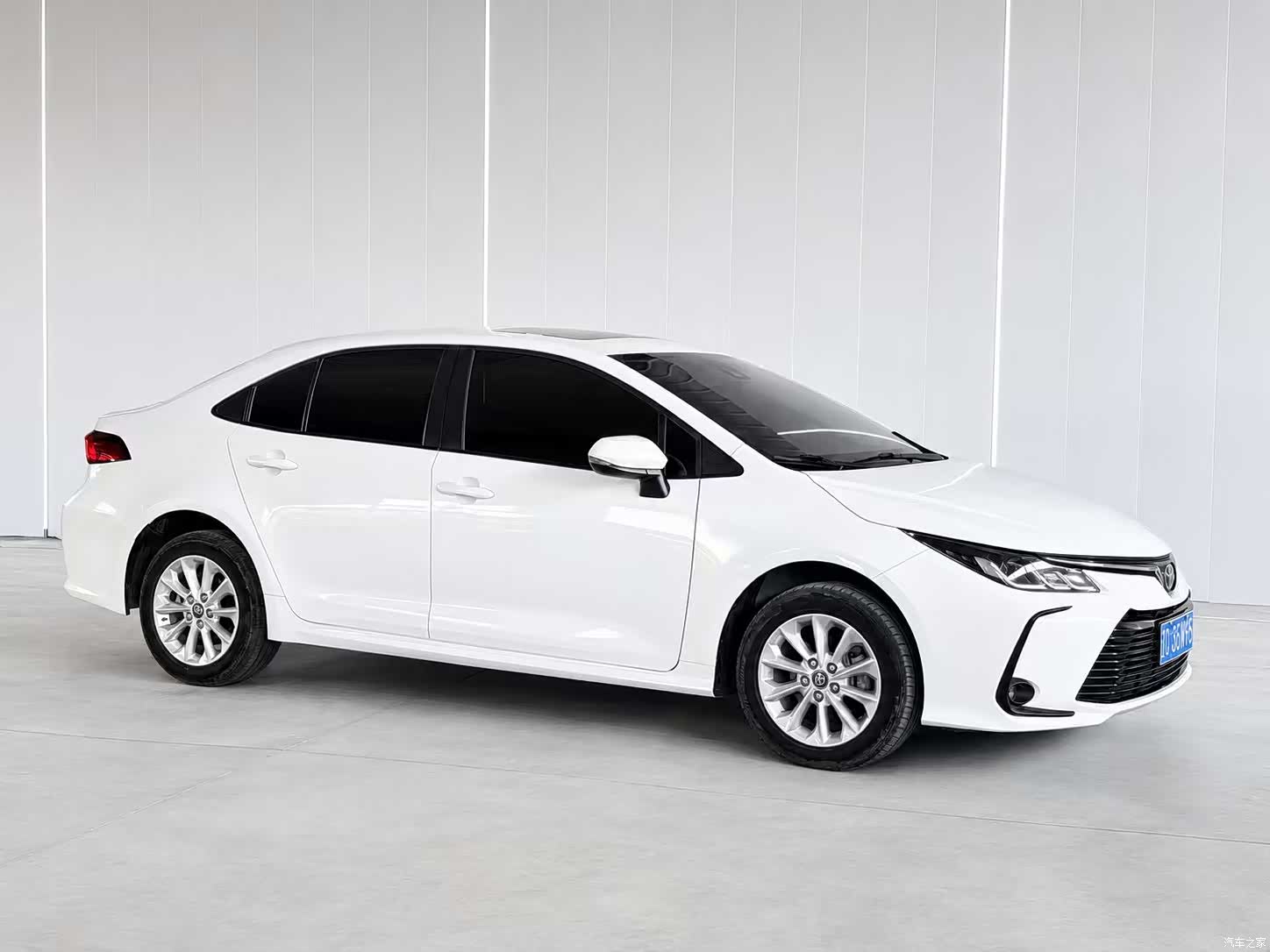 Toyota Corolla, 2022 все фото