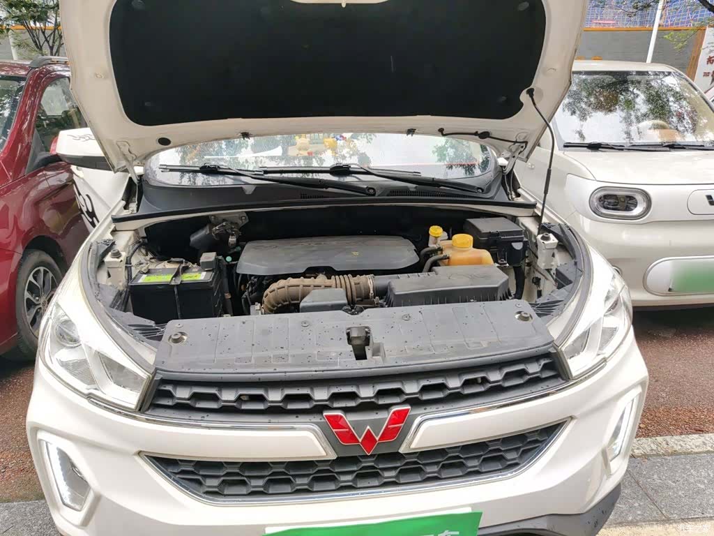 Wuling Hongguang, 2018 11