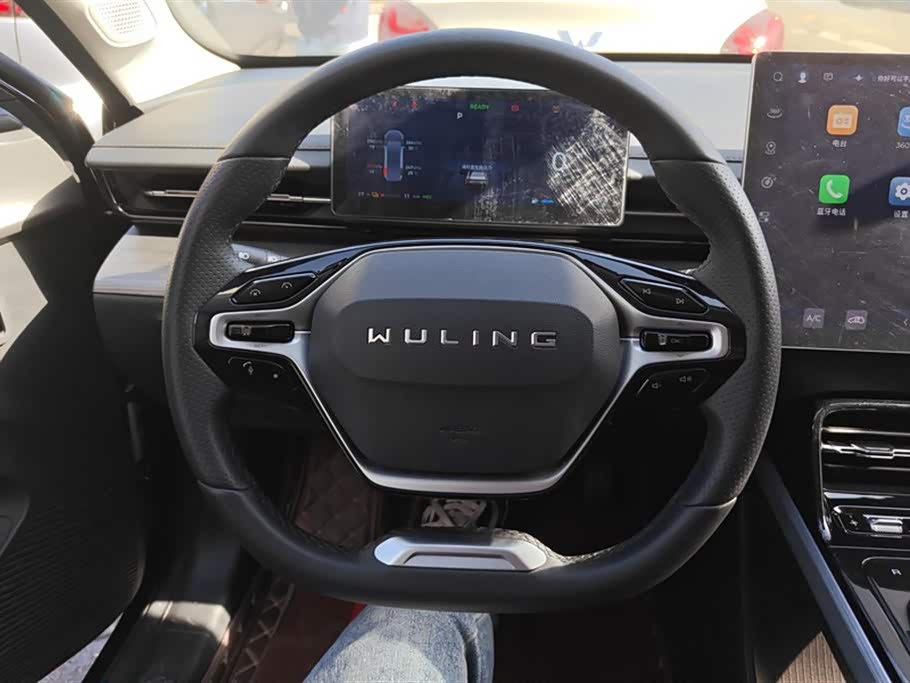 Wuling Wuling Starlight