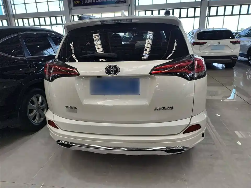 Toyota RAV4 Rongfang