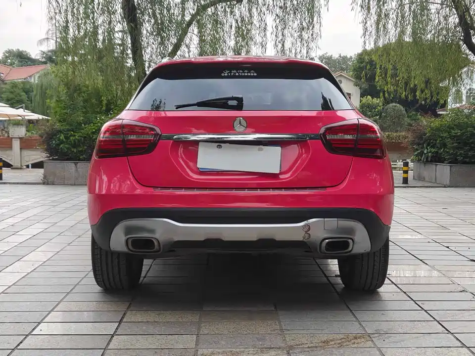 Mercedes-Benz GLA