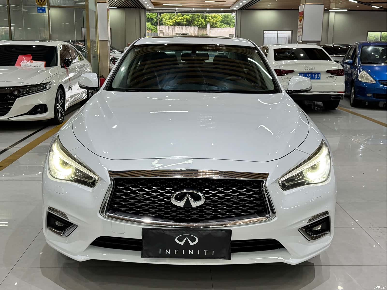 Infiniti Q50L, 2018 2