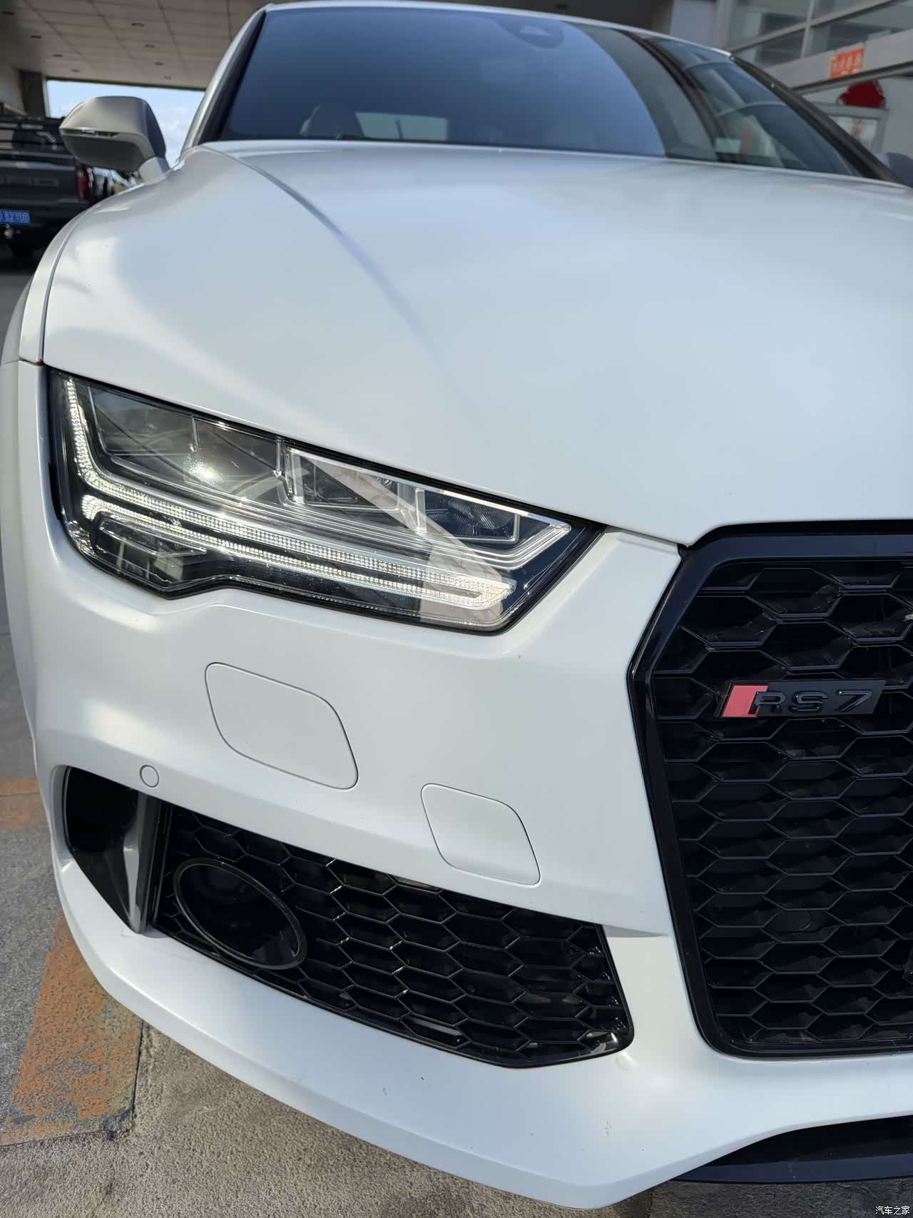 Audi RS, 2019 13