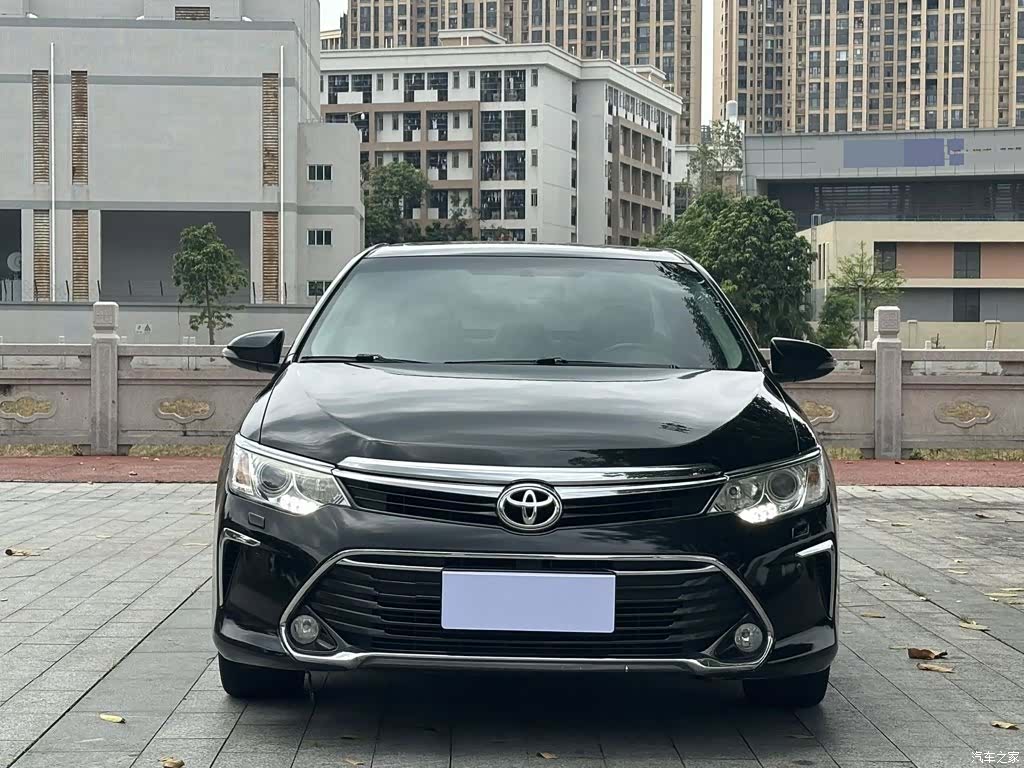 Toyota Camry, 2016 2