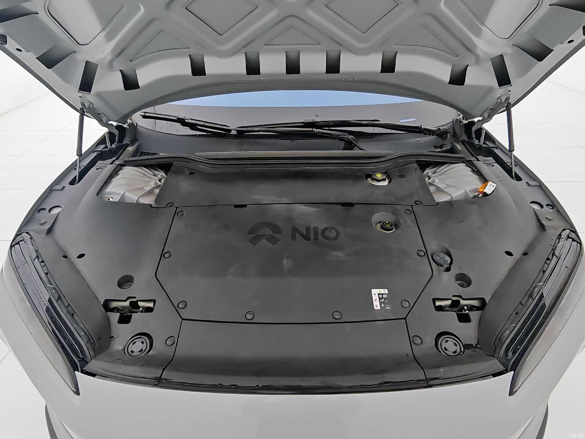 NIO ET5, 2024 21