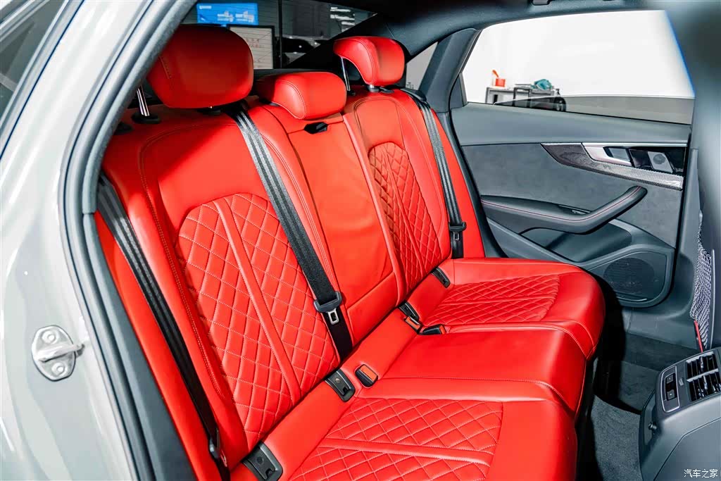 Audi S4, 2022 22