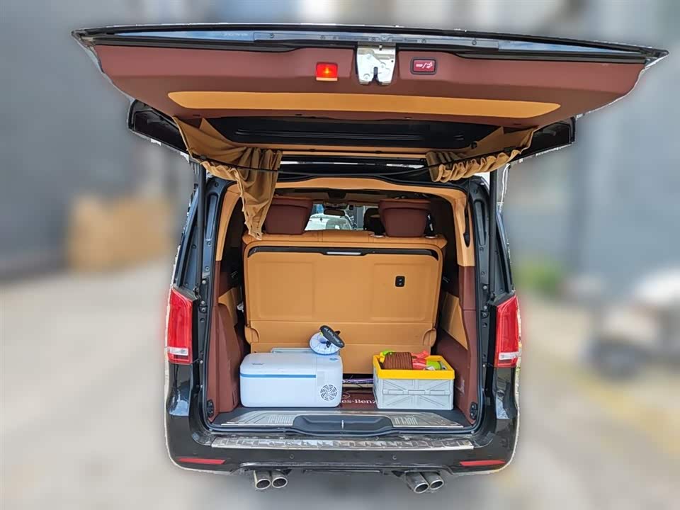 Mercedes-Benz V-class