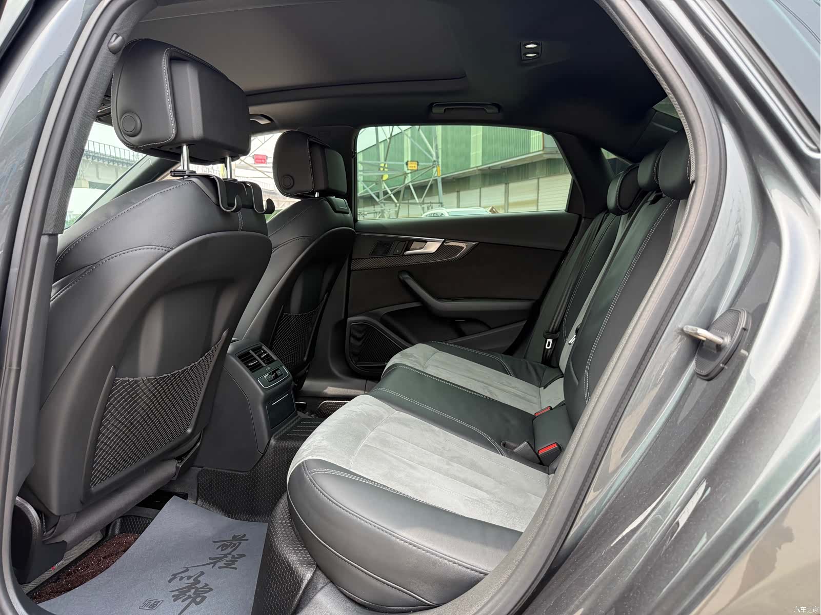 Audi A4L, 2020 15