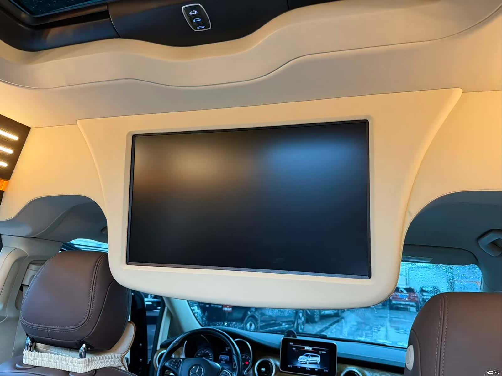 Mercedes-Benz V-Class, 2019 11