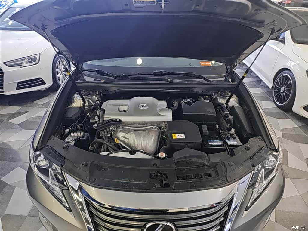 Lexus ES, 2017 20
