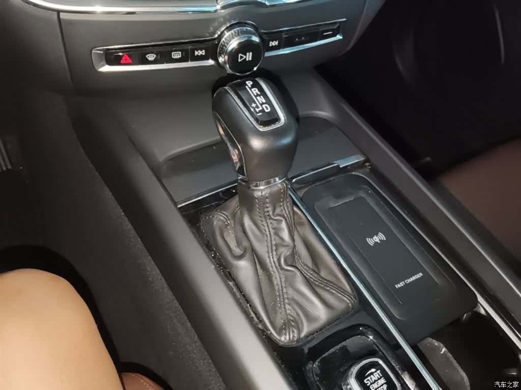 Volvo XC60, 2019 14