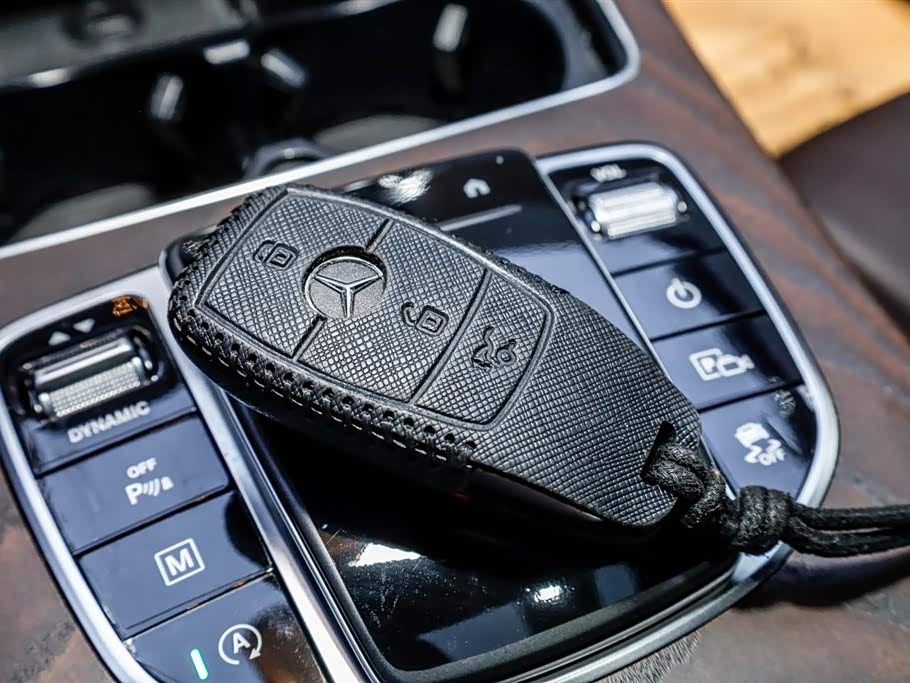Mercedes-Benz GLC Mercedes-Benz GLC