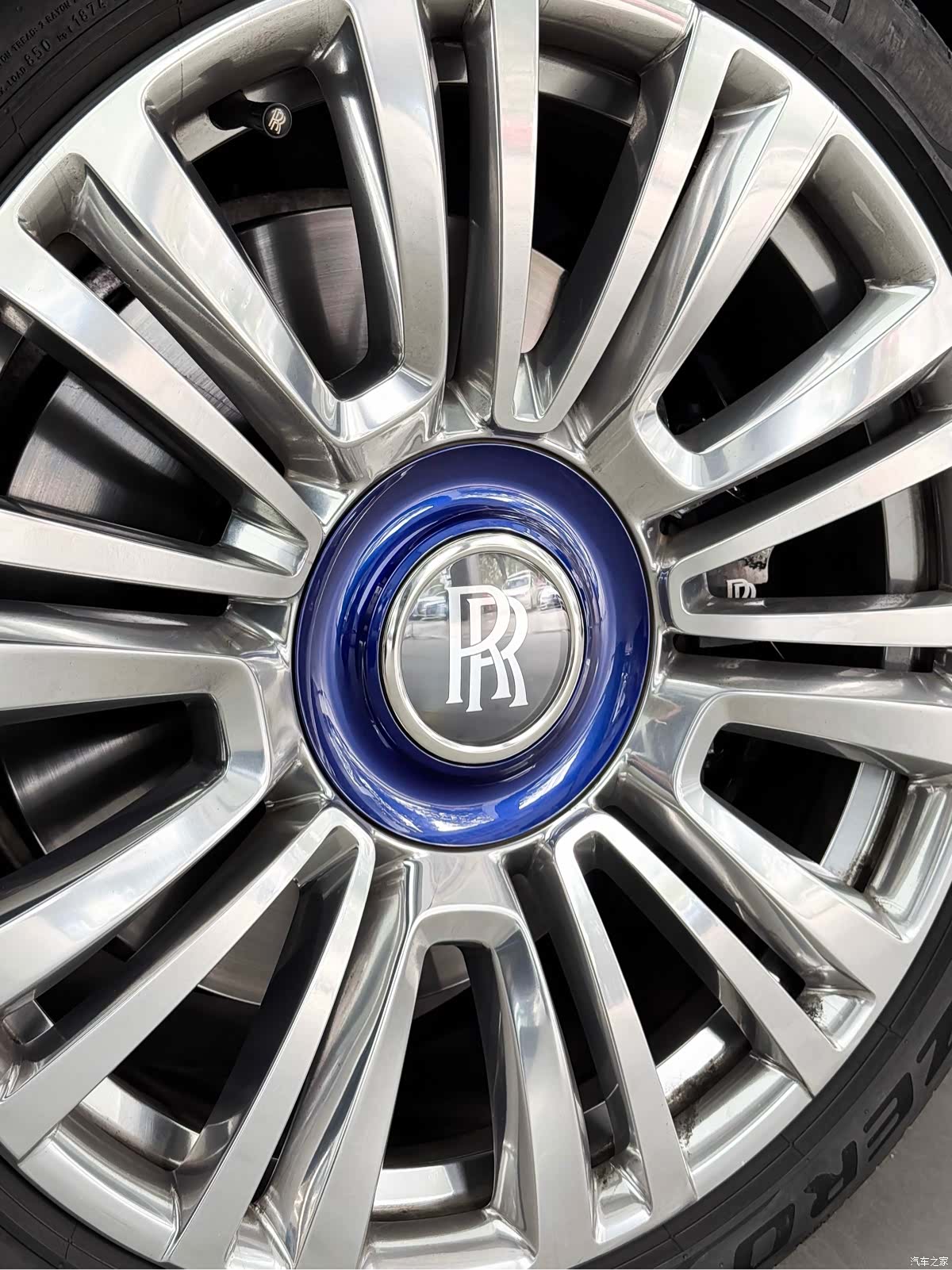 Rolls-Royce Ghost, 2021 2