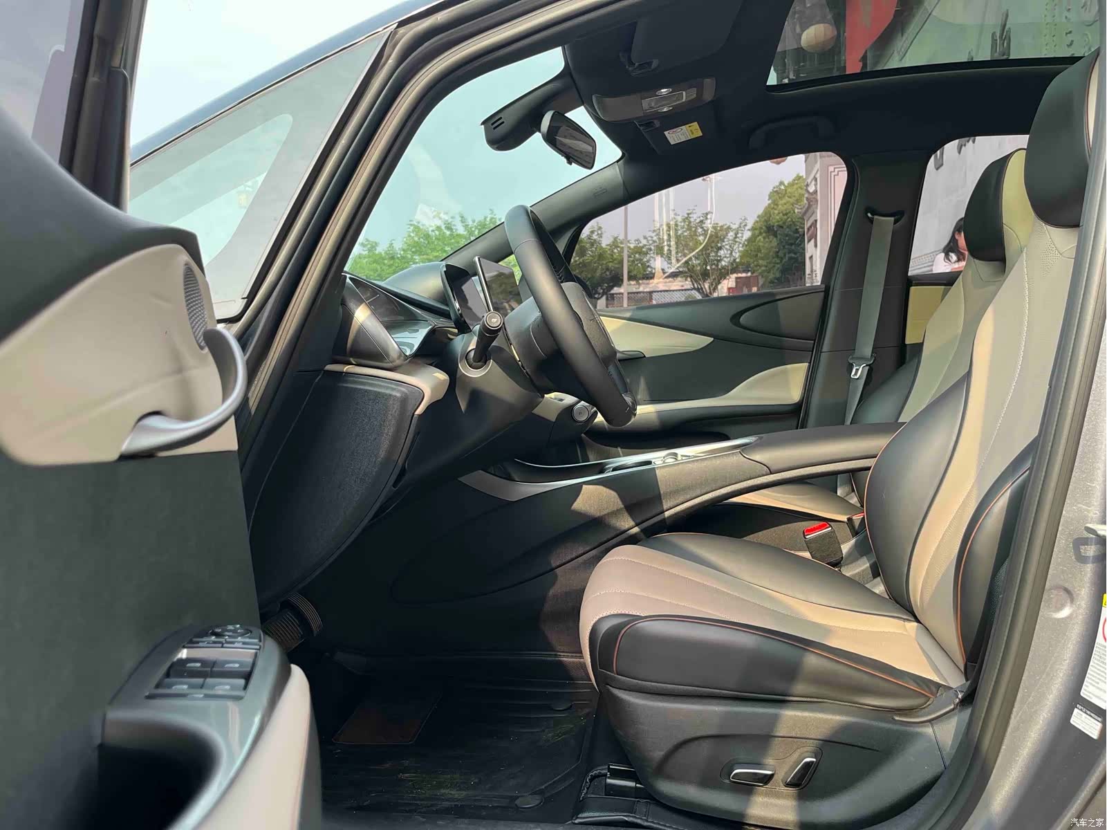 BYD Dolphin, 2023 4