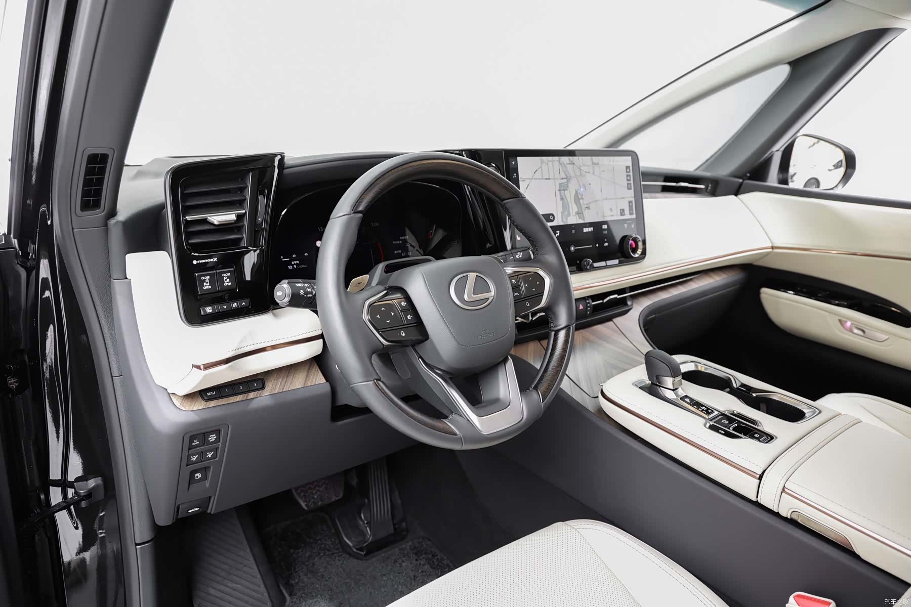 Lexus LM, 2025 все фото