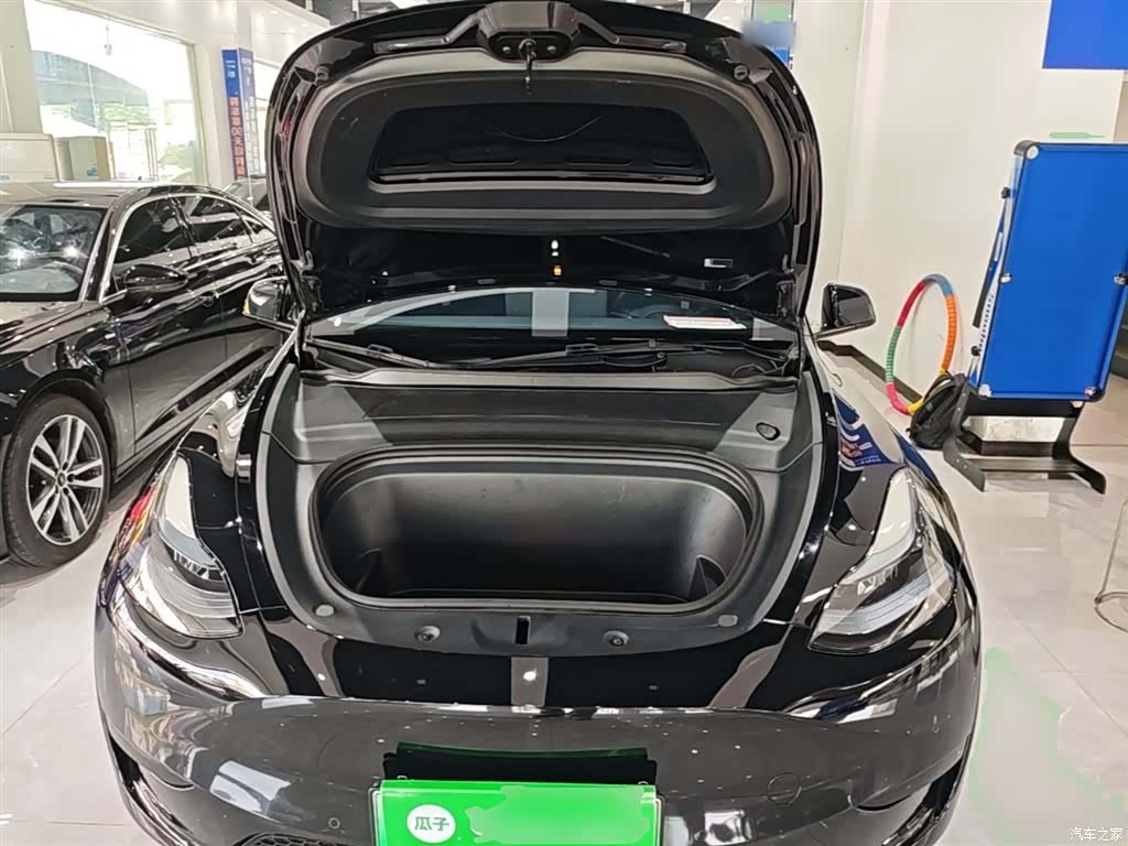 Tesla Model Y, 2023 20