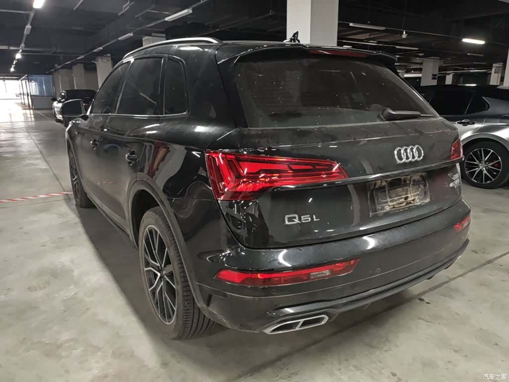 Audi Q5L, 2024 все фото