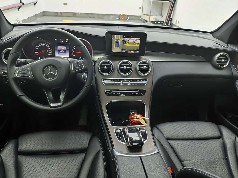 Mercedes-Benz GLC Mercedes-Benz GLC