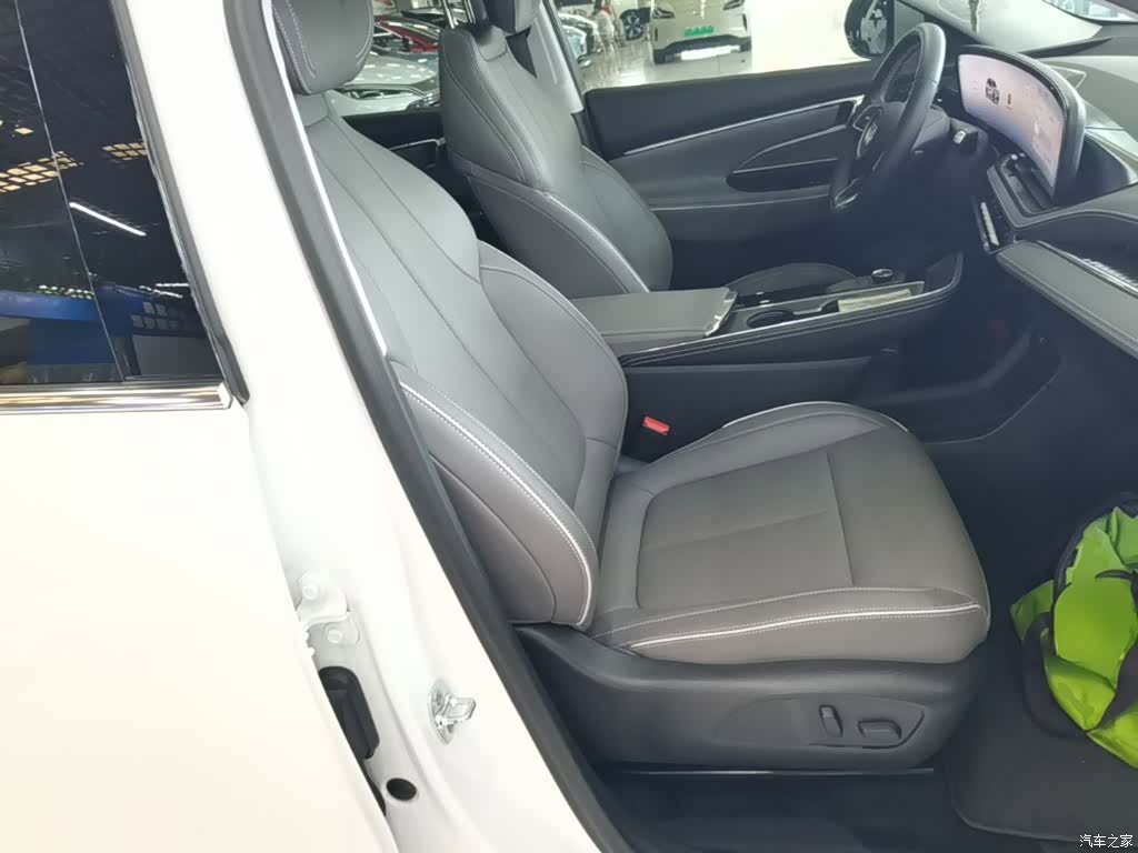 Buick E5, 2025 25