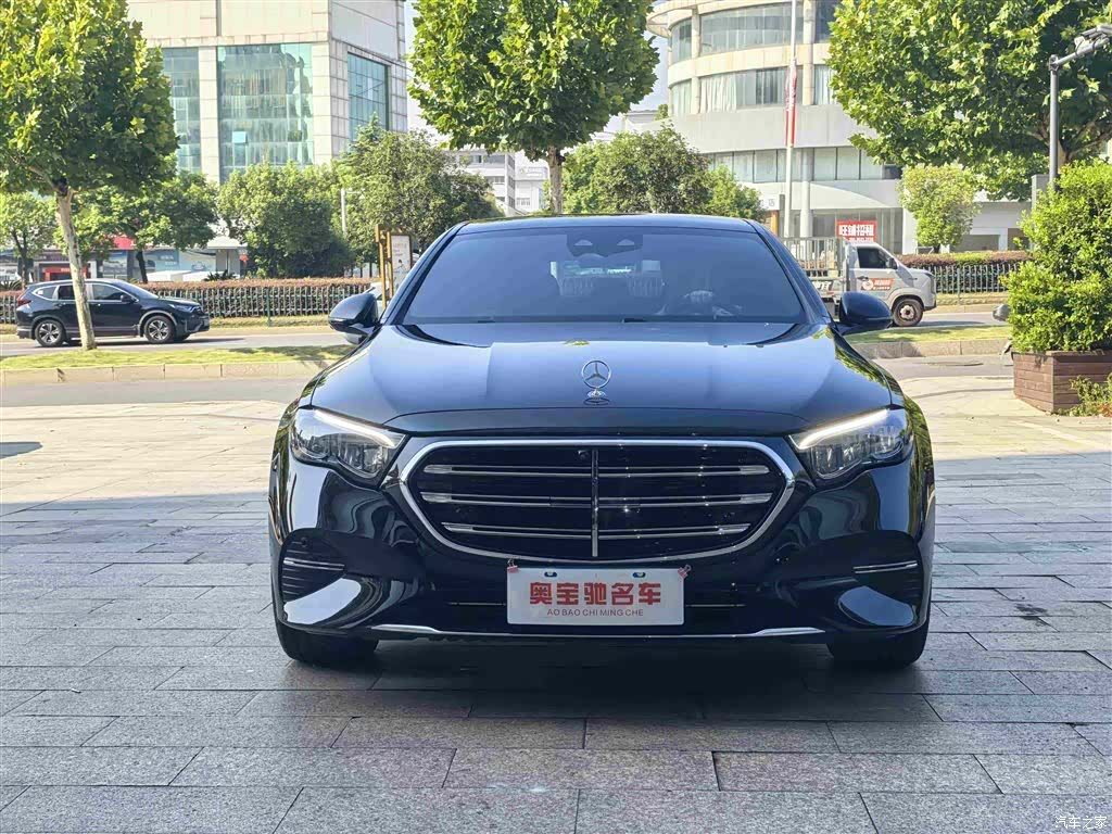 Mercedes-Benz E-Class, 2025 2
