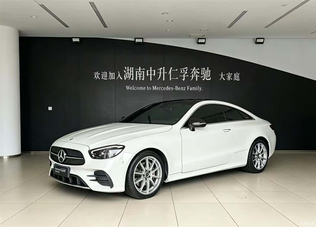 Mercedes-Benz E-Class, 2022 1
