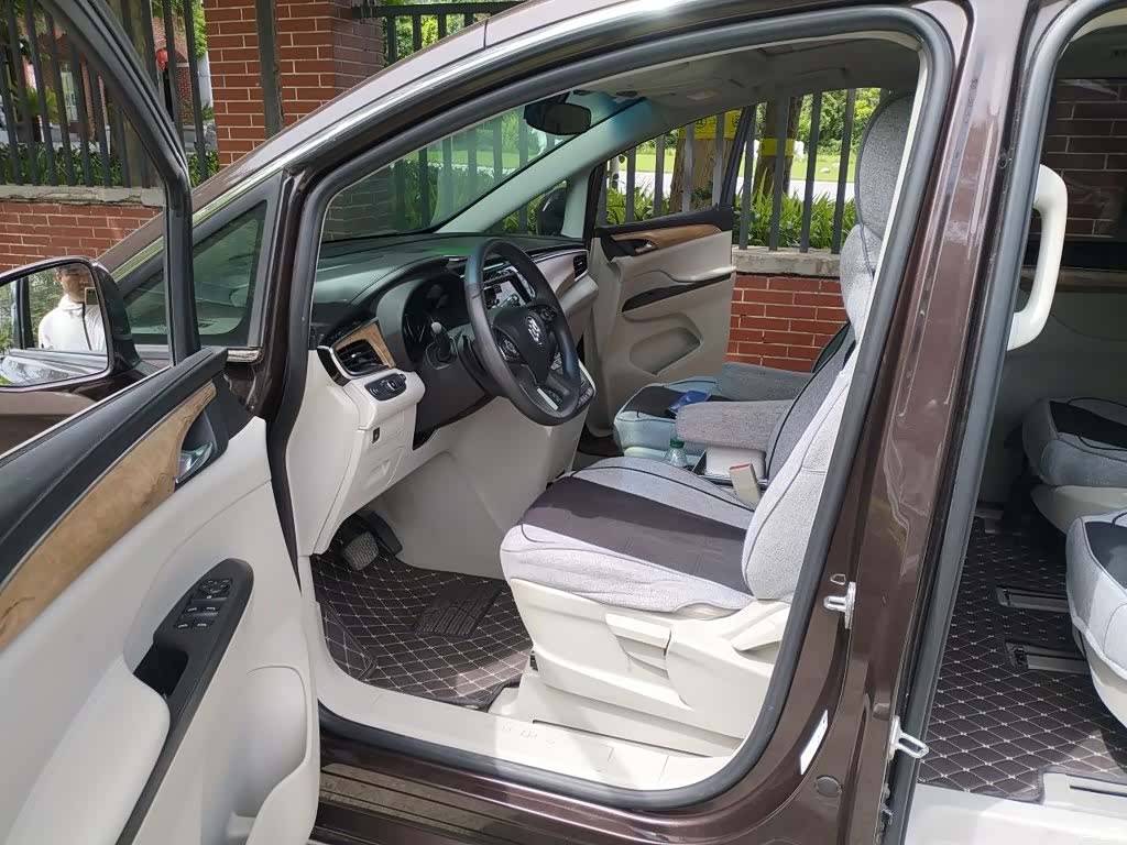 Buick GL8, 2019 17
