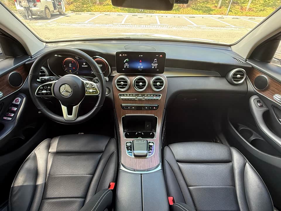Mercedes-Benz GLC Mercedes-Benz GLC