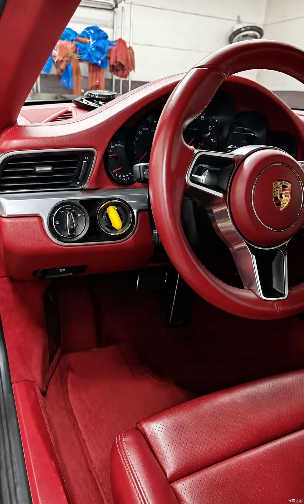 Porsche 911, 2017 9
