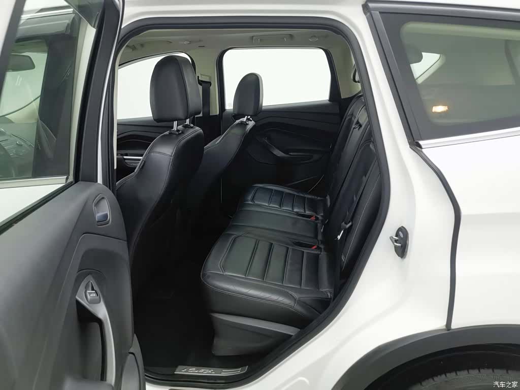Ford Kuga, 2017 15