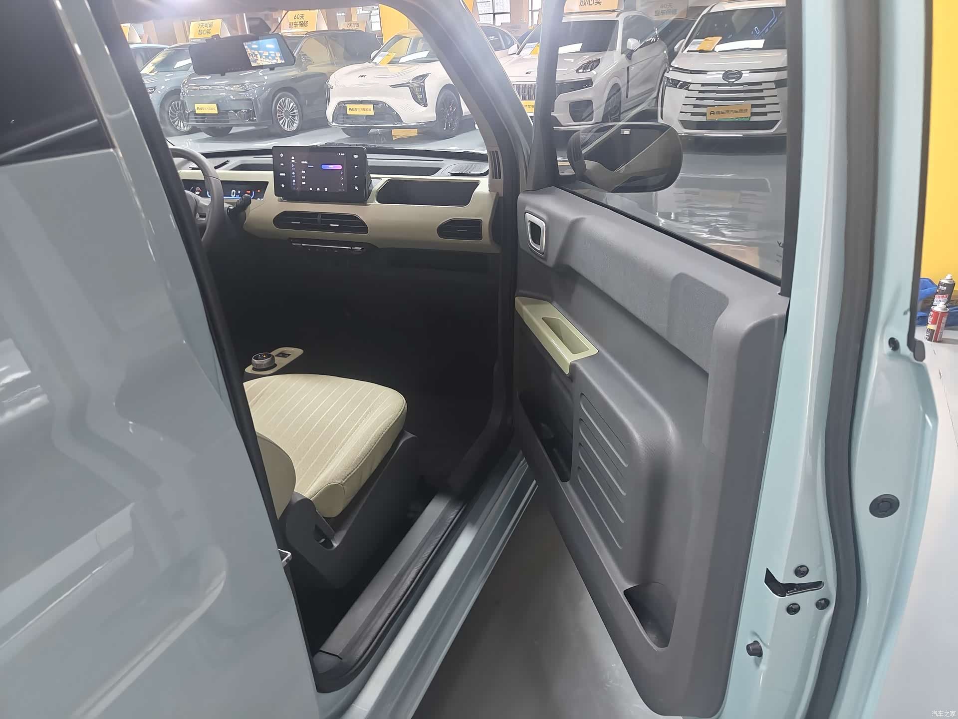 Geely Panda, 2025 18