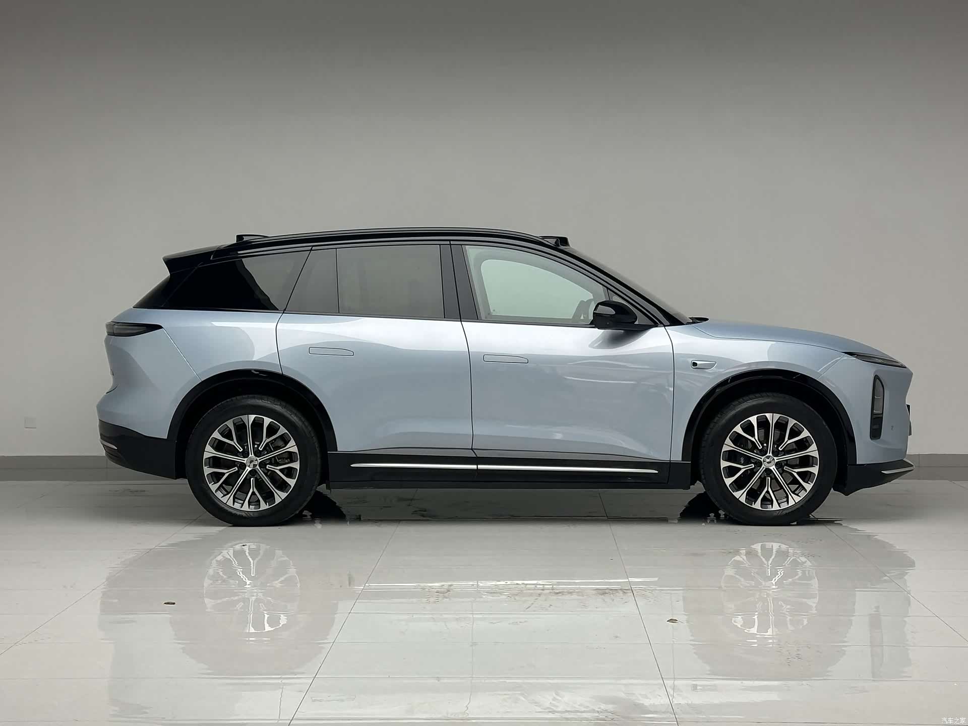 NIO ES6, 2025 10