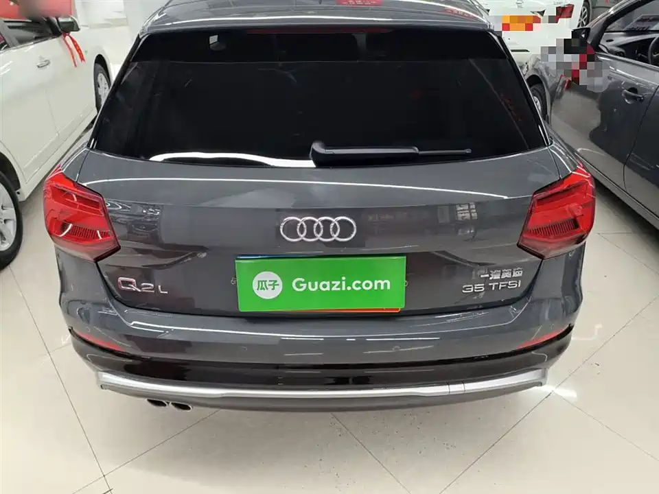 Audi Q2L