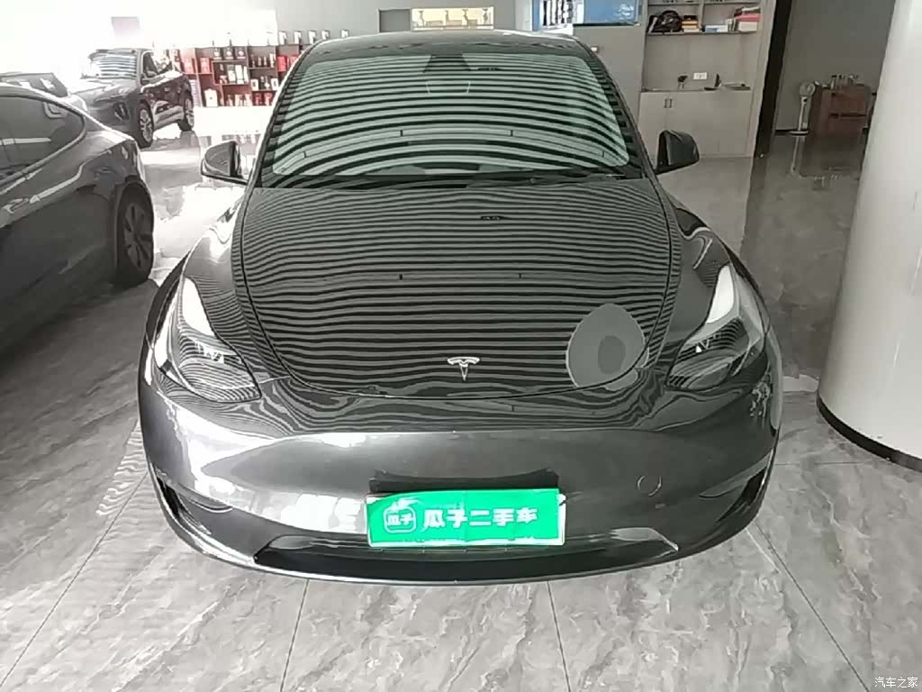 Tesla Model Y, 2024 3