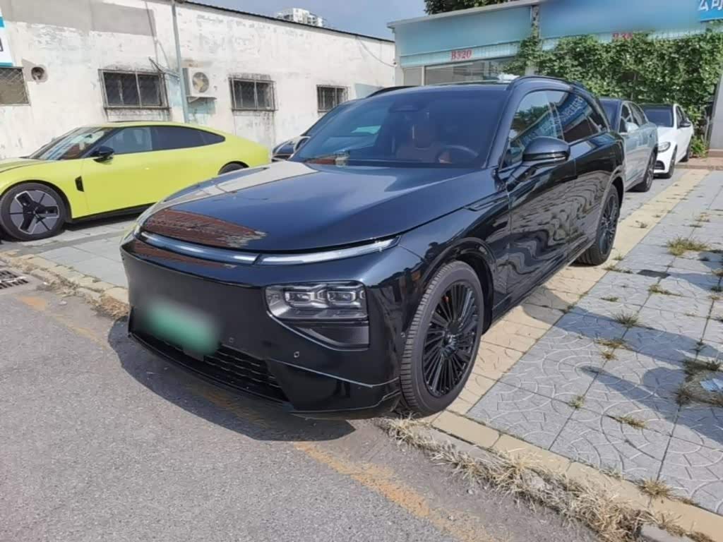 Xpeng G9