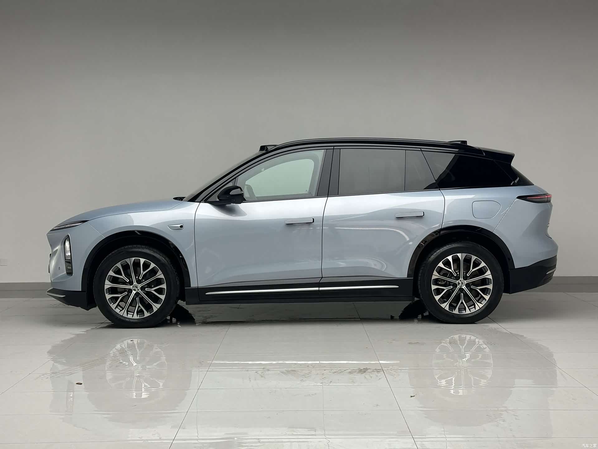 NIO ES6, 2025 4