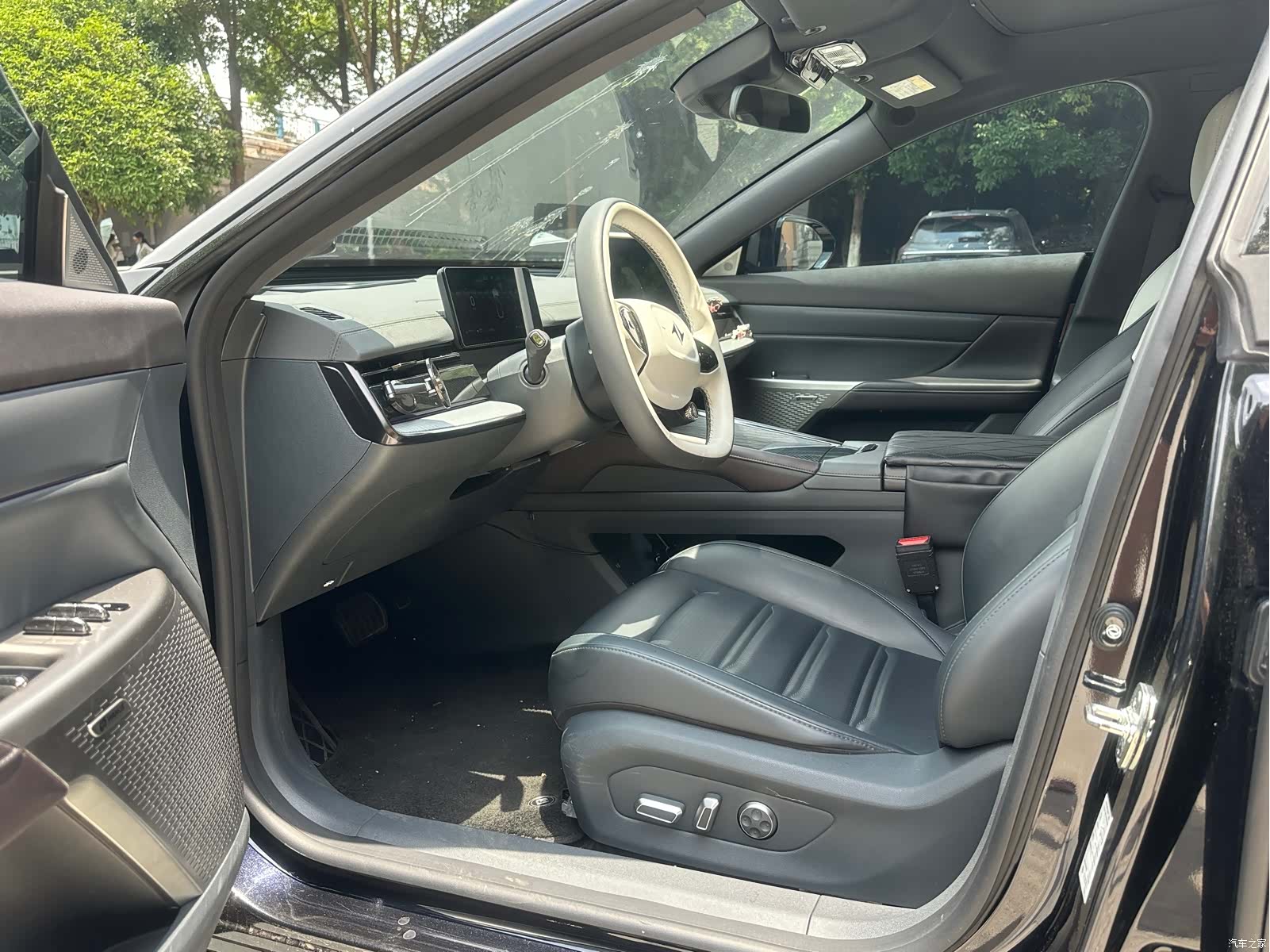 DongFeng eπ007, 2024 6