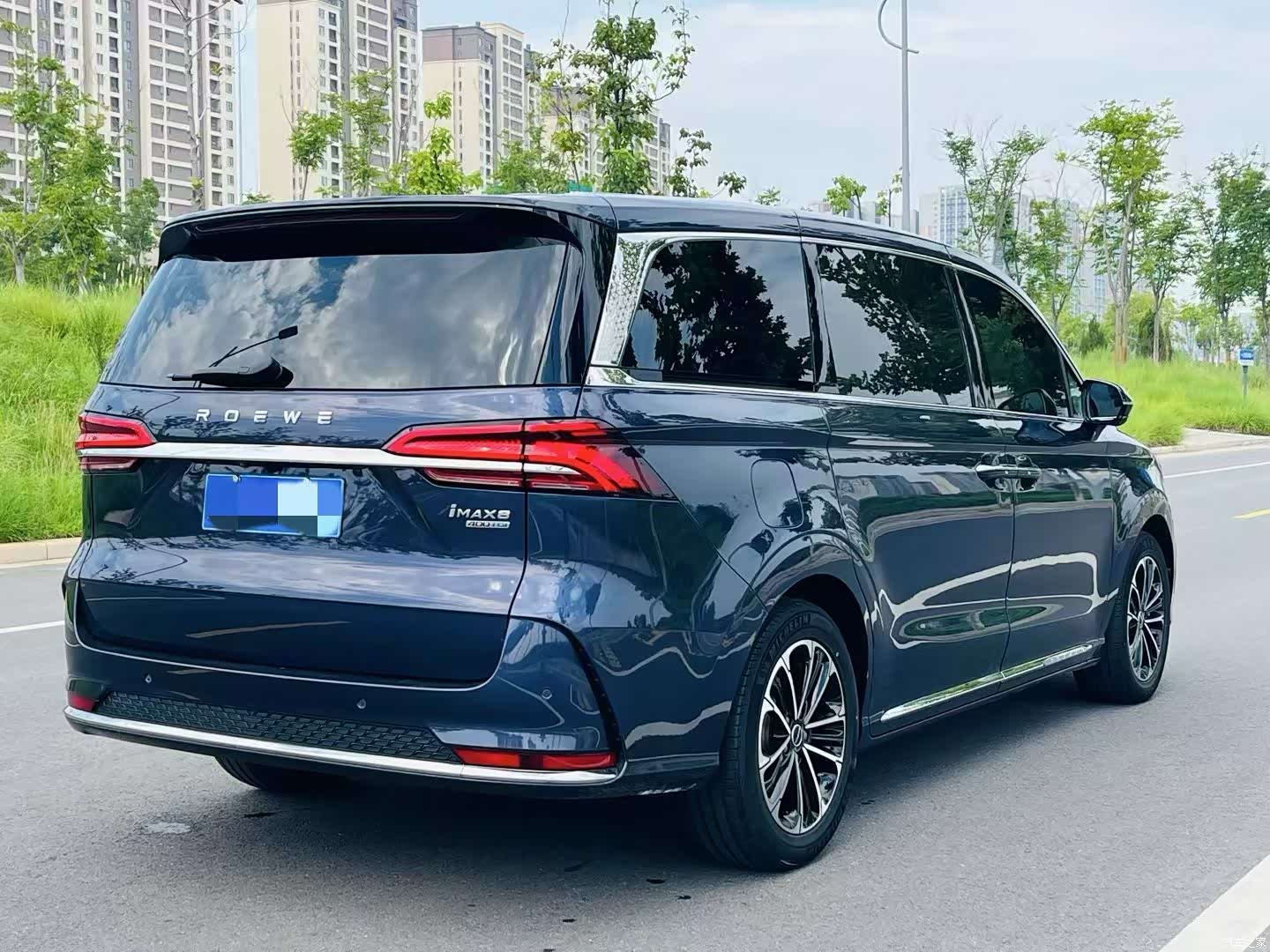Roewe iMAX8, 2021 9