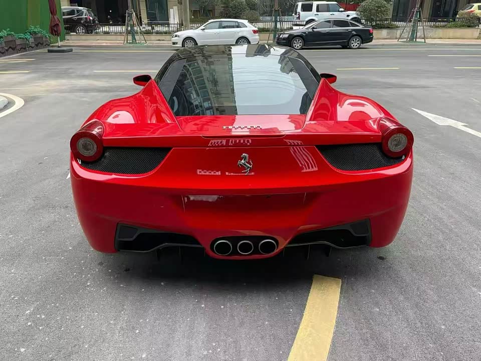Ferrari 458