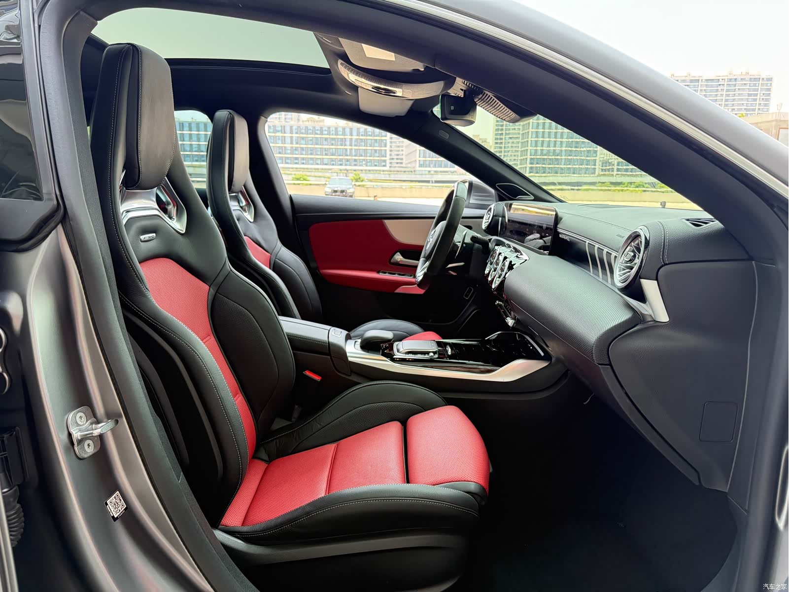 Mercedes-Benz CLA, 2023 18