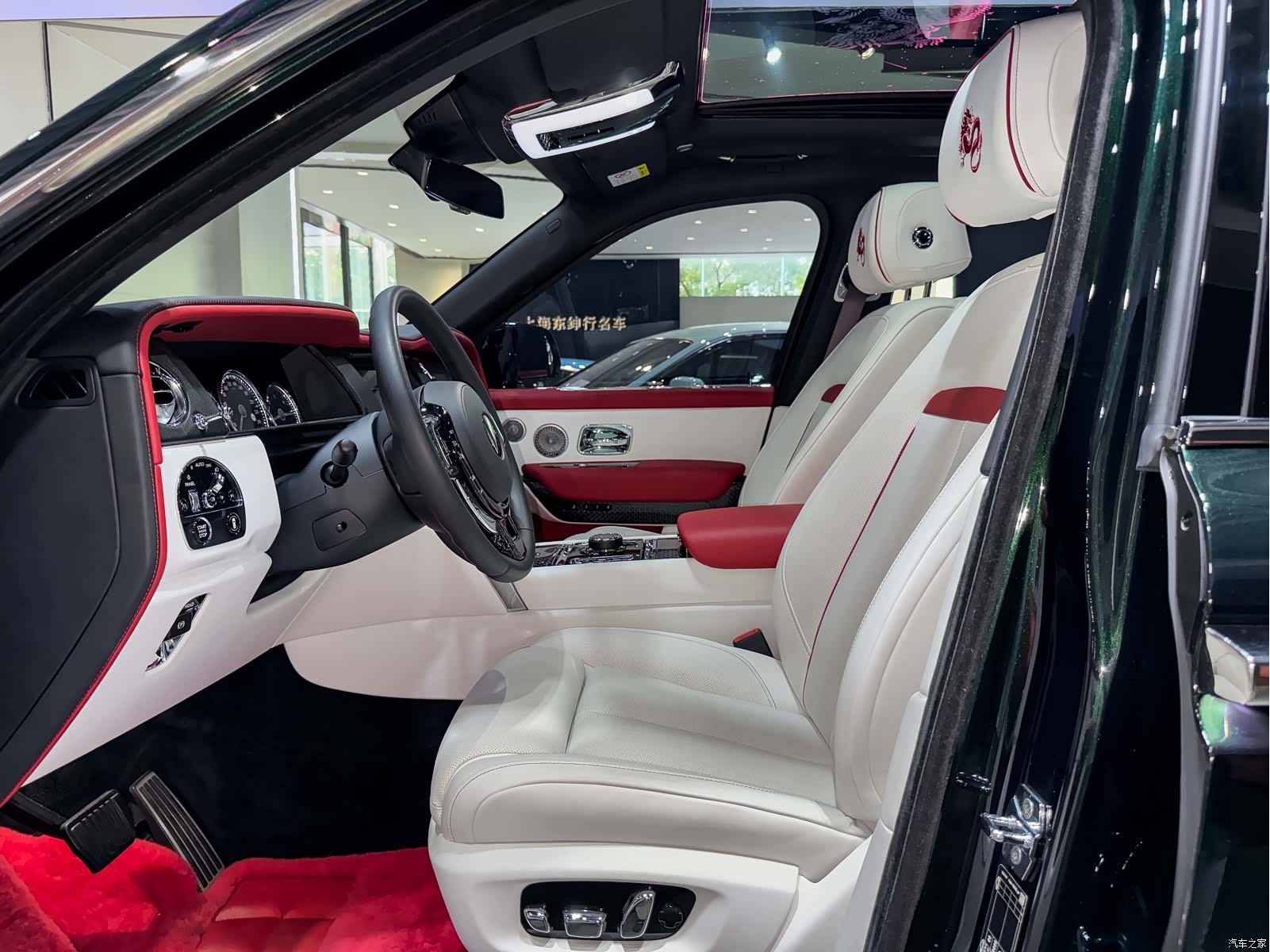 Rolls-Royce Cullinan, 2022 16